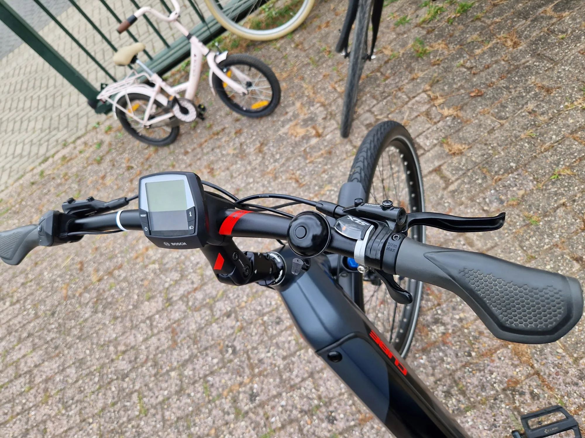 Cube Kathmandu Hybrid 625 — tweedehands e-bike — foto 4
