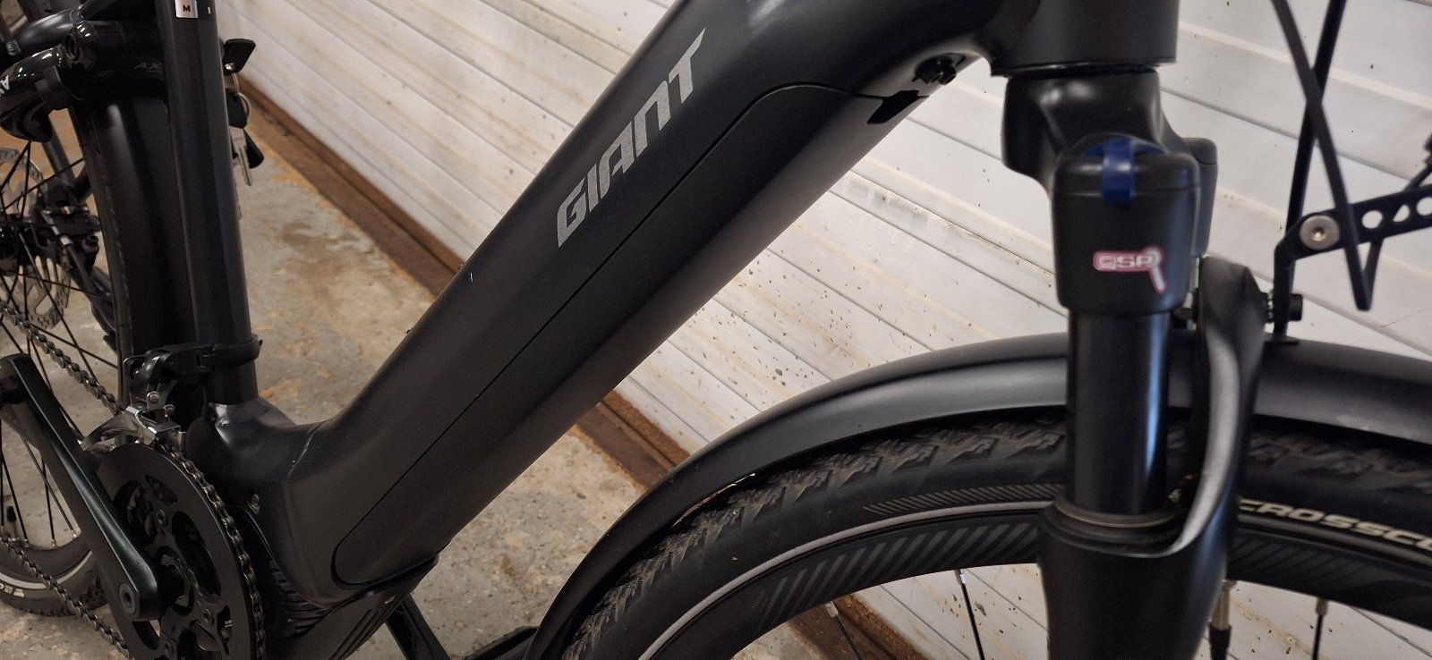 Giant Explore E+ 2 Heren — tweedehands e-bike — foto 4
